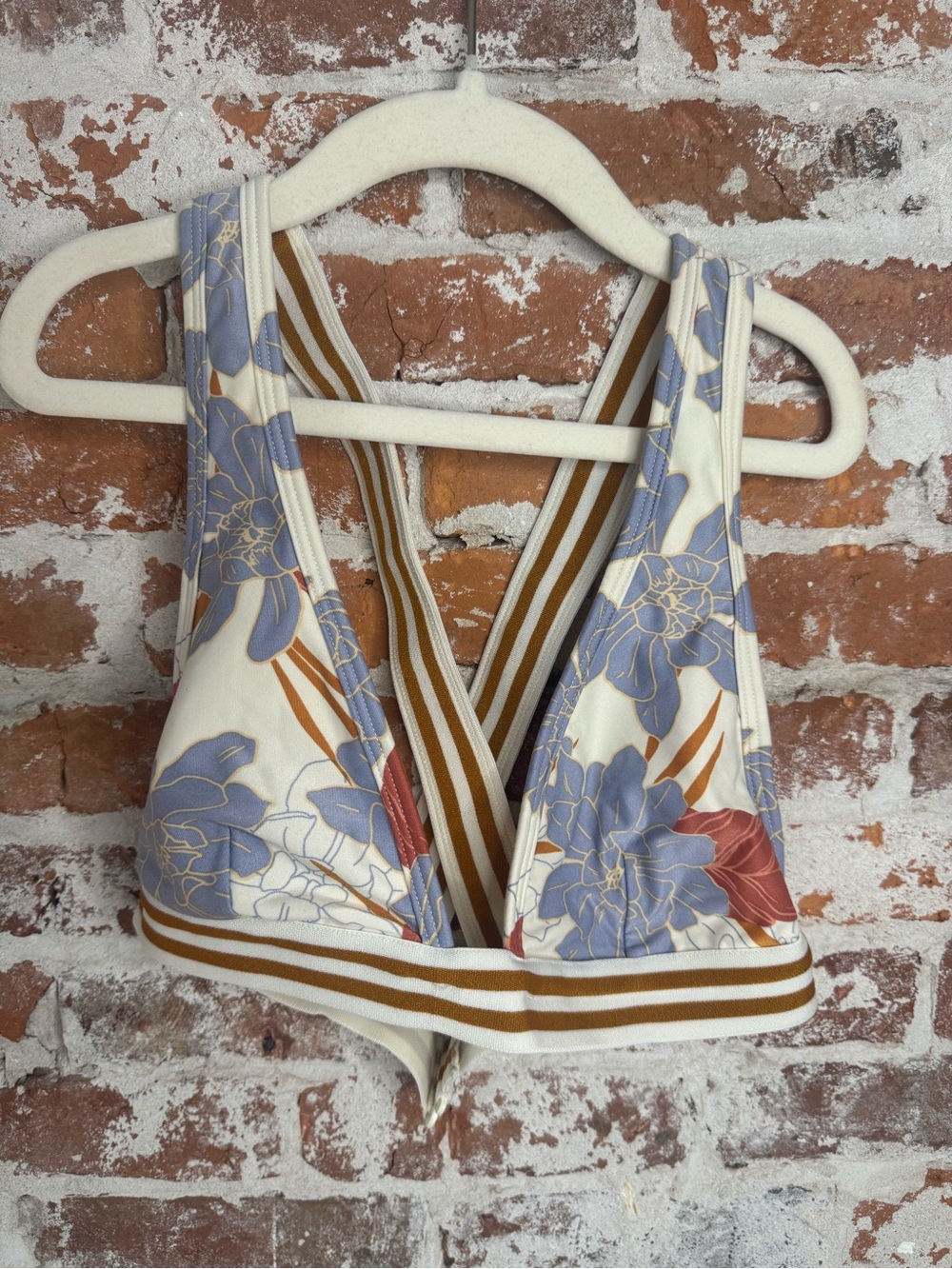 L Space Miles Bikini Top Floral Small – Excellent Condition